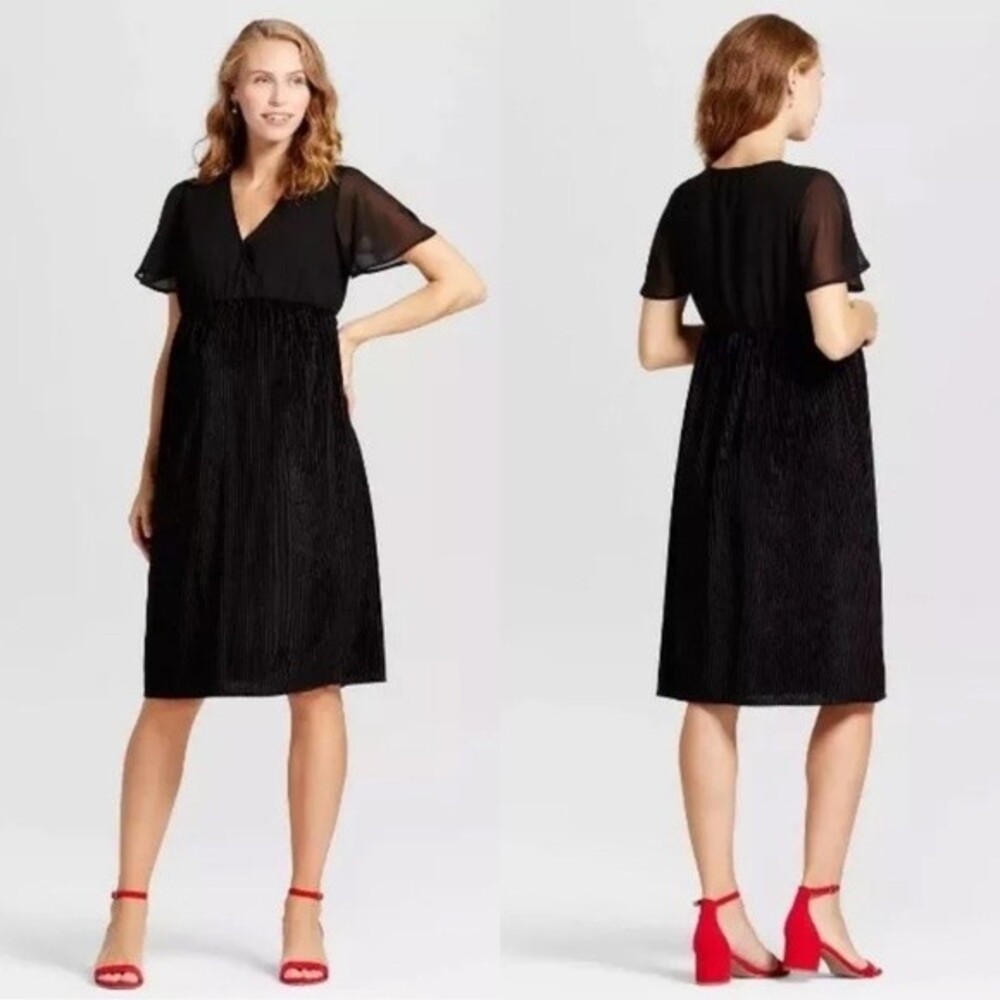 Fynn & Rose Maternity Rib Velvet Chiffon Dress